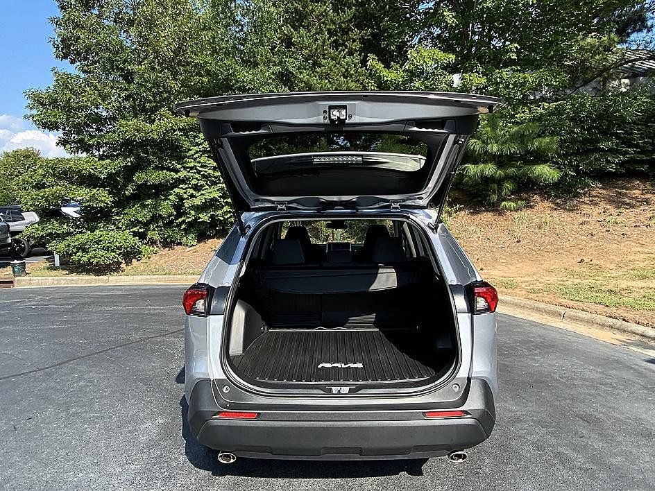 Certified 2025 Toyota RAV4 XLE AWD/4WD image 25