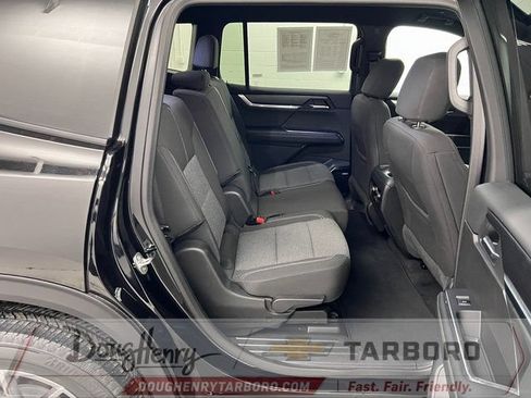 Used 2025 GMC Acadia Elevation FWD image 41