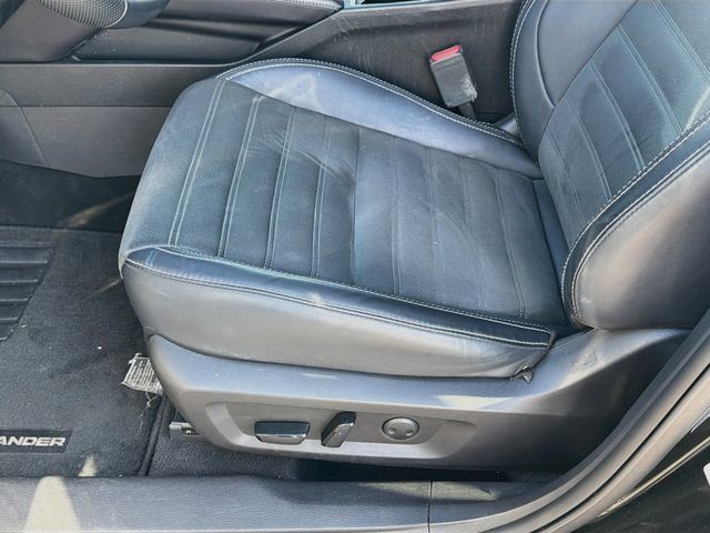 Used 2024 Mitsubishi Outlander SE FWD image 20