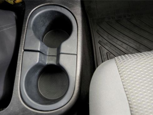 Used 2014 Toyota Tacoma 2WD Regular Cab image 29