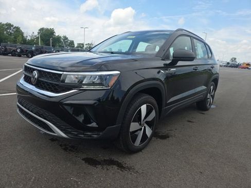 Used 2024 Volkswagen Taos S AWD/4WD image 2