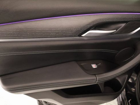 Used 2023 BMW X4 xDrive30i w/ M Sport Package image 18