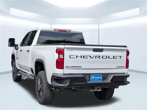 Used 2024 Chevrolet Silverado 2500 Custom w/ Custom Convenience Package AWD/4WD image 4