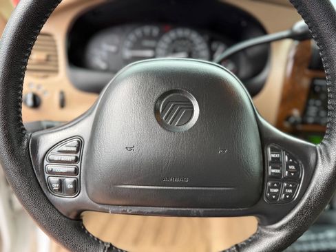 Used 2001 Mercury Mountaineer 2WD image 31