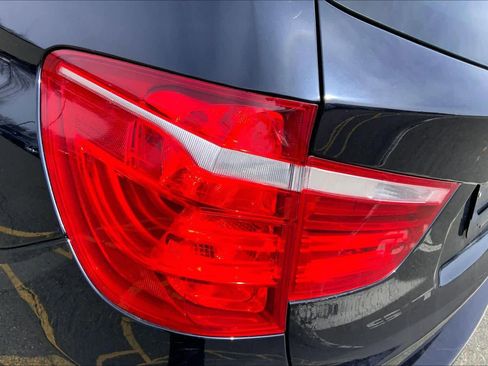 Used 2017 BMW X3 xDrive28i image 29