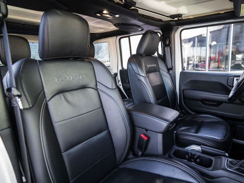 Used 2021 Jeep Wrangler Unlimited Sahara 4xe w/ Dual Top Group image 19