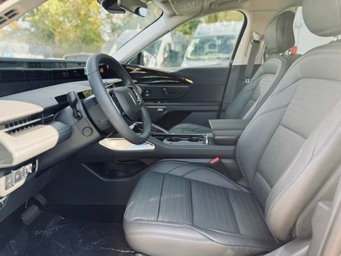 New 2026 Lincoln Nautilus Reserve w/ Jet Appearance Package image 16