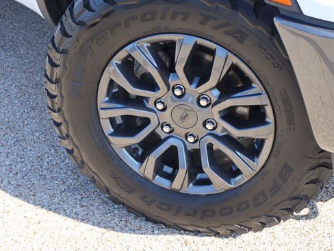 Used 2023 Ford Ranger XLT w/ Equipment Group 301A Mid AWD/4WD image 9