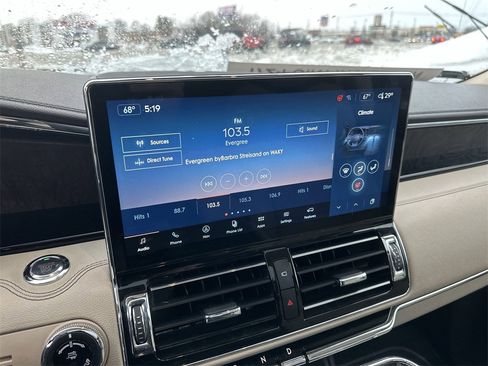 Used 2023 Lincoln Navigator L Reserve w/ Equipment Group 201A image 15