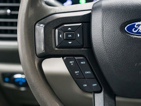 Used 2019 Ford F550 4x4 Crew Cab Super Duty image 16