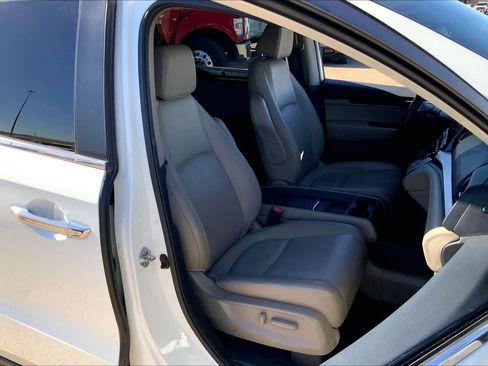 Used 2018 Honda Odyssey EX-L image 9