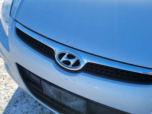 Used 2010 Hyundai Elantra GLS image 24