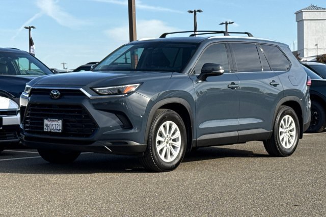 Used 2024 Toyota Grand Highlander AWD image 10