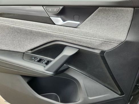 New 2026 Volkswagen Tiguan S AWD/4WD image 20