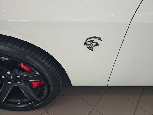 Used 2019 Dodge Challenger SRT Hellcat Redeye RWD image 6