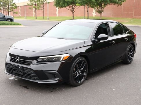 Used 2023 Honda Civic Sport image 24