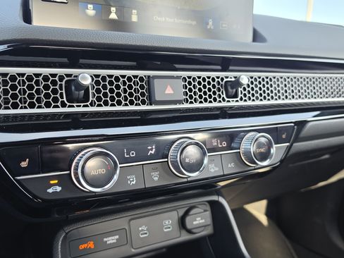 Used 2025 Honda Civic Sport Touring image 25