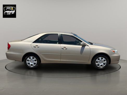 Used 2004 Toyota Camry LE FWD image 6