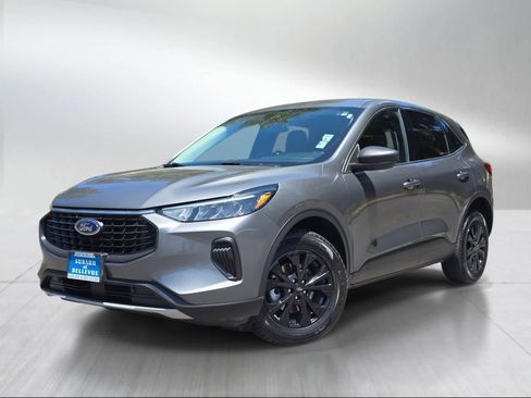 Used 2024 Ford Escape Active AWD/4WD image 1