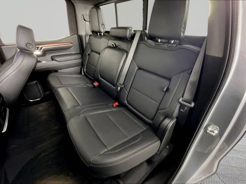 Used 2025 GMC Sierra 1500 Denali w/ Denali Reserve Package AWD/4WD image 19