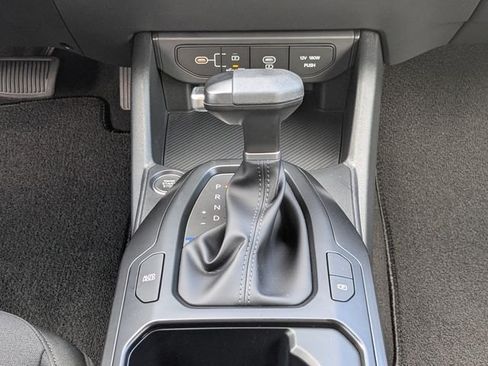 New 2026 Kia K4 FWD image 17