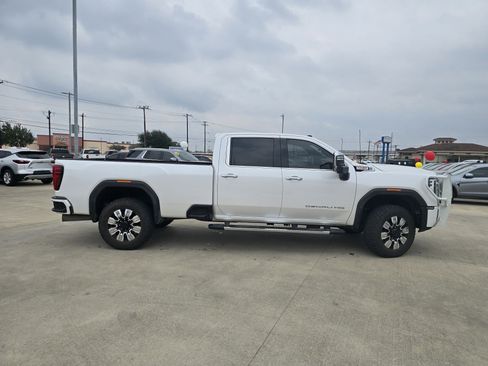 Used 2024 GMC Sierra 2500 Denali w/ Denali Reserve Package image 2