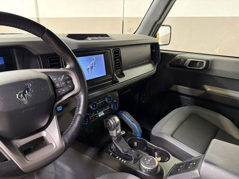 Used 2022 Ford Bronco Black Diamond AWD/4WD image 14