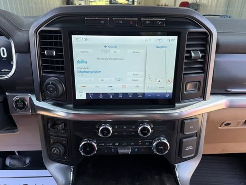 Used 2022 Ford F150 Lariat AWD/4WD image 26