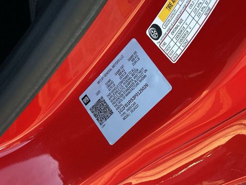 Used 2023 Chevrolet Camaro LT RWD image 33