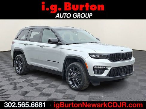 New 2025 Jeep Grand Cherokee Limited w/ Trailer Tow Package image 1