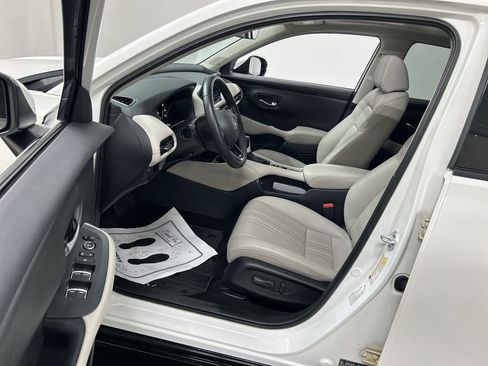 Used 2025 Honda HR-V EX-L image 9