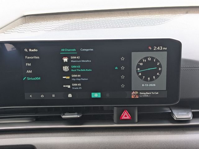 New 2026 Kia Carnival EX FWD image 21