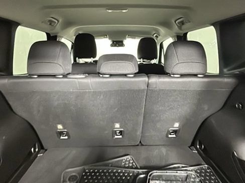 Used 2020 Jeep Renegade Latitude w/ Cold Weather Group AWD/4WD image 29
