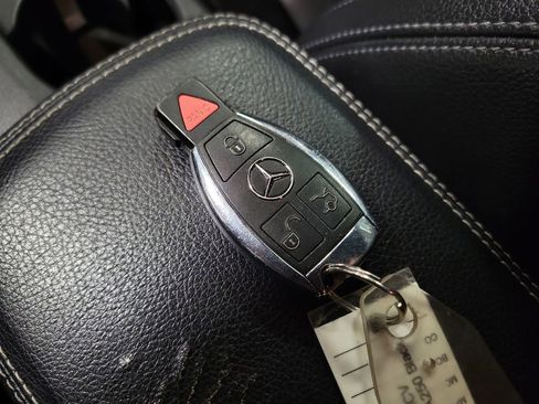 Used 2018 Mercedes-Benz CLA 250 image 15