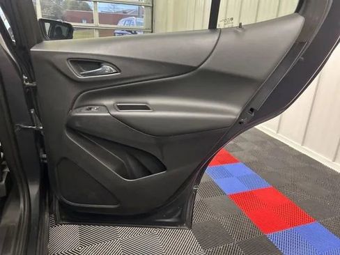 Used 2019 Chevrolet Equinox LT AWD/4WD image 14