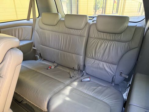 Used 2010 Honda Odyssey EX-L image 31