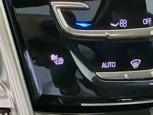 Used 2016 Cadillac SRX Luxury image 20