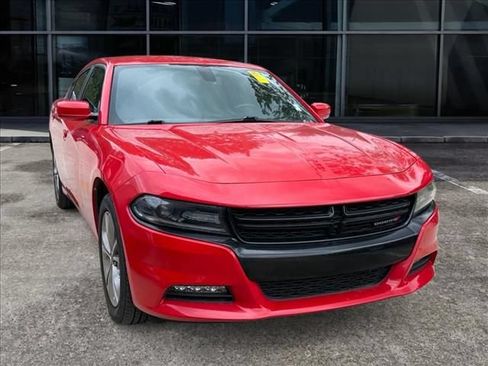 Used 2020 Dodge Charger SXT w/ Plus Group AWD/4WD image 2
