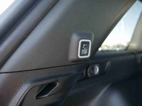 New 2025 Jeep Grand Cherokee Limited image 8