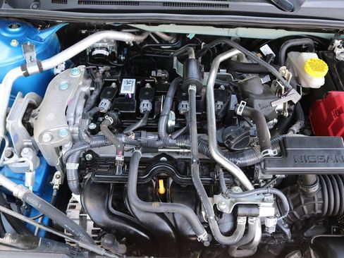 Used 2025 Nissan Sentra SR w/ SR Premium Package FWD image 10