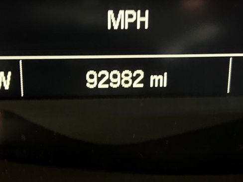 Used 2021 Chevrolet Trax LT image 32