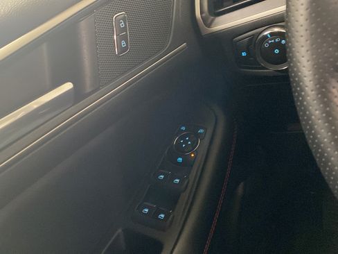 Used 2024 Ford Edge ST-Line AWD/4WD image 19