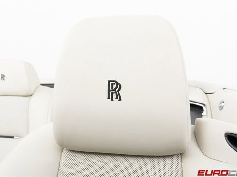 Used 2018 Rolls-Royce Dawn image 44