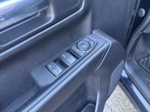 Used 2022 Chevrolet Silverado 1500 Custom Trail Boss AWD/4WD image 19