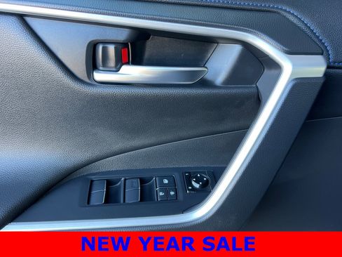 Used 2019 Toyota RAV4 XSE image 11