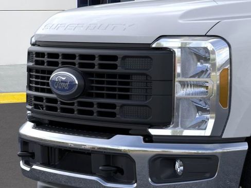 New 2026 Ford F250 XL image 34