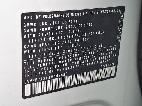 Used 2024 Volkswagen Tiguan S image 28