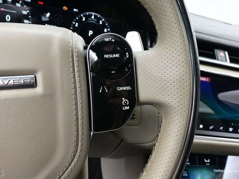 Used 2018 Land Rover Range Rover Velar R-Dynamic HSE AWD/4WD image 35