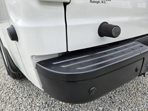 Used 2019 Nissan NV 2500 SV image 49