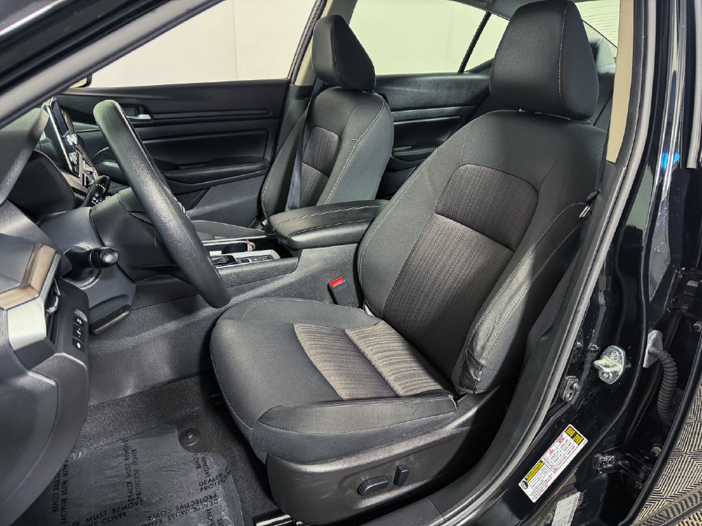 Certified 2024 Nissan Altima 2.5 SV AWD/4WD image 18